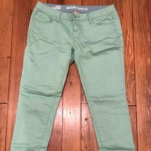Women’s Mossimo Supply Co Ankle Jeans